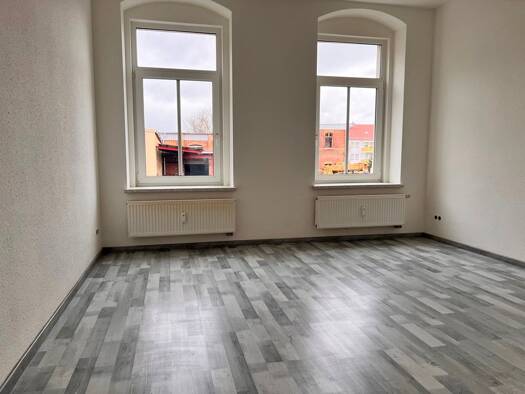 Wohnung zur Miete 200 € 1 Zimmer 38,3 m² Morgenbergstraße 44 Haselbrunn Plauen 08525