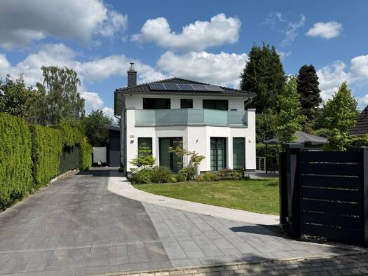 Villa zum Kauf 1.690.000 € 5 Zimmer 216 m² 787 m² Grundstück frei ab sofort Sasel Hamburg 22393