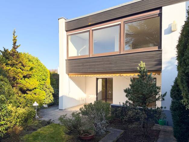 Einfamilienhaus zum Kauf 698.000 € 3 Zimmer 125 m² 369 m² Grundstück Neuenhain Bad Soden am Taunus 65812