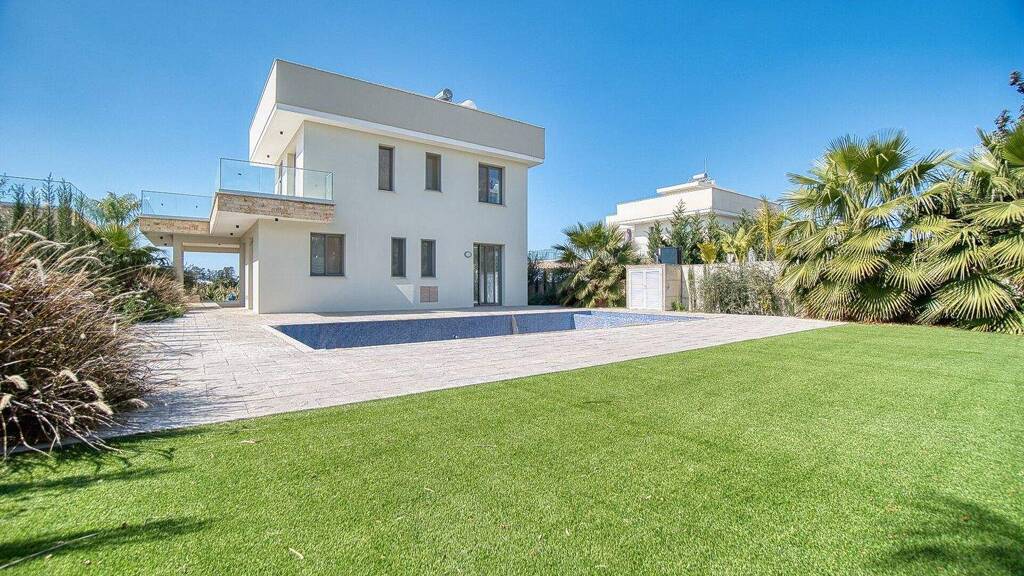 Villa zum Kauf provisionsfrei 680.000 € 5 Zimmer 323 m² 400 m² Grundstück Empa 8250