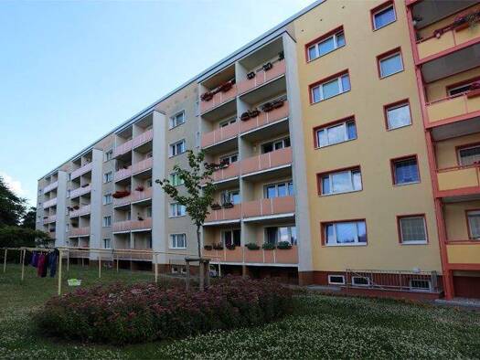 Wohnung zur Miete 320 € 2 Zimmer 47,4 m² 3. Geschoss frei ab 01.08.2026 Linzer Straße 59 Süd Dessau-Roßlau 06849