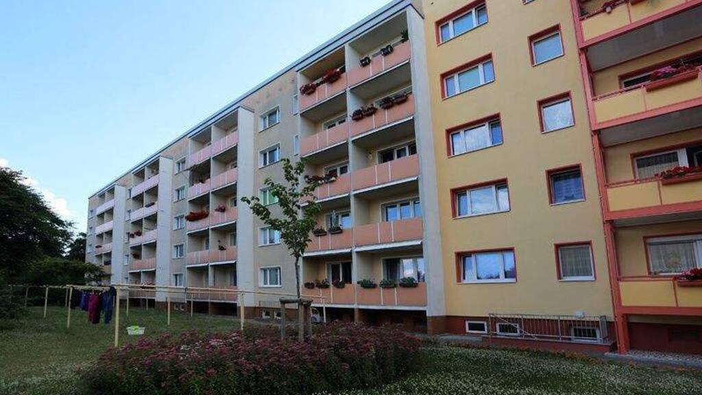 Wohnung zur Miete 320 € 2 Zimmer 47,4 m² 3. Geschoss frei ab 01.08.2026 Linzer Straße 59 Süd Dessau-Roßlau 06849