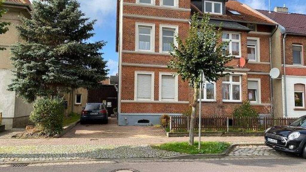 Mehrfamilienhaus zum Kauf 170.000 € 10 Zimmer 300 m² 772 m² Grundstück Bismark Bismark (Altmark) 39629