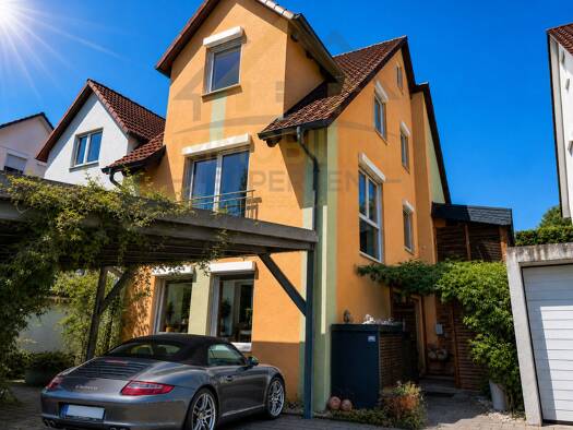 Doppelhaushälfte zum Kauf 499.000 € 3 Zimmer 127,9 m² 374 m² Grundstück Leinach 97274