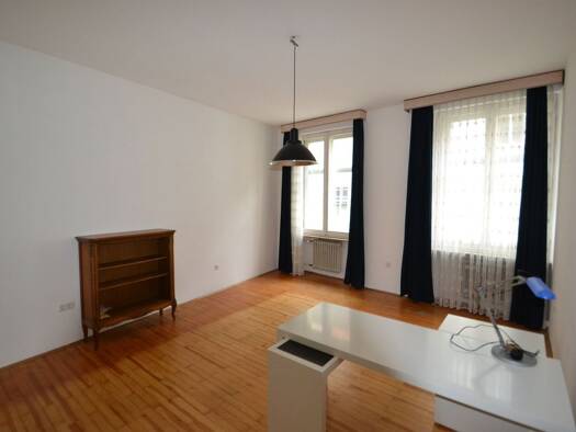 Haus zur Miete 3 € 14 Zimmer 432 m² frei ab 01.01.2027 Ansbach 91522