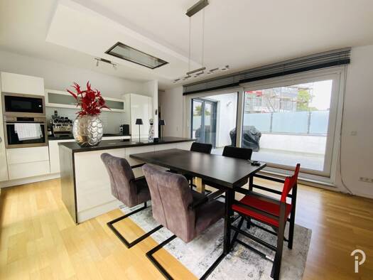Wohnung zur Miete 2.500 € 3 Zimmer 149 m² EG Heerdt Stadtbezirk 4 40549