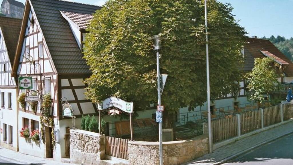 Mehrfamilienhaus zum Kauf 649.000 € 10 Zimmer 2.400 m² Grundstück frei ab sofort Fischergasse 17 Pottenstein 91278