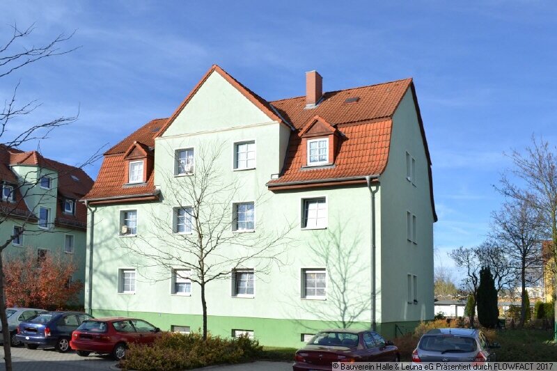 Wohnung zur Miete 385 € 3 Zimmer 55 m²<br/>Wohnfläche 1.<br/>Geschoss Leinestraße 21 Bitterfeld Bitterfeld 06749