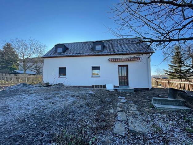 Haus zum Kauf provisionsfrei 54.750 € 3 Zimmer 98 m² 327 m² Grundstück frei ab 01.11.2025 Fichtestraße 34 d Südvorstadt Plauen 08527