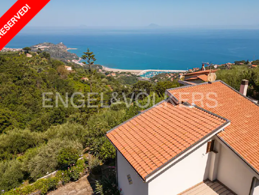 Villa zum Kauf 260.000 € 7 Zimmer 191 m² 5.000 m² Grundstück frei ab sofort Naso 98074