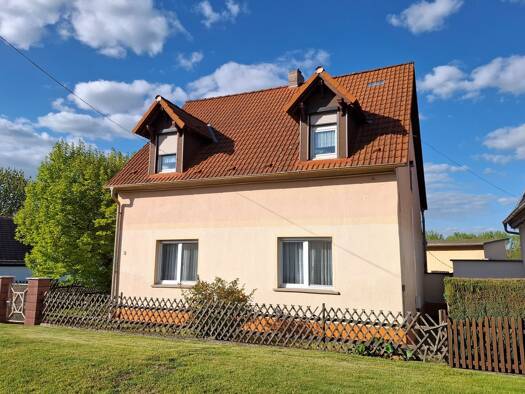 Einfamilienhaus zum Kauf 53.000 € 4 Zimmer 110 m² 460 m² Grundstück frei ab sofort Großörner Mansfeld 06343
