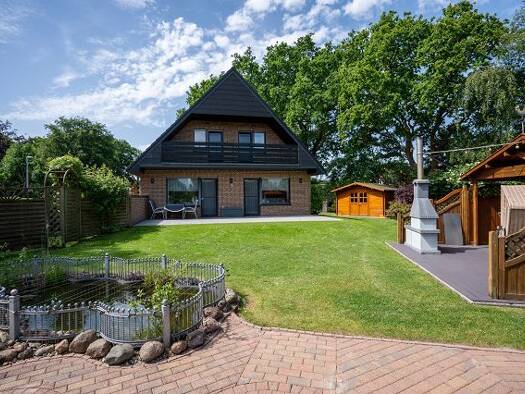 Einfamilienhaus zum Kauf 259.000 € 7 Zimmer 170 m² 1.324 m² Grundstück frei ab 01.10.2026 Flachsmeer Westoverledingen / Flachsmeer 26810
