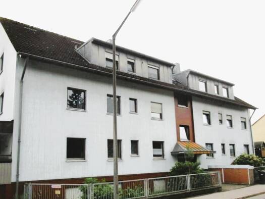 Wohnung zum Kauf 199.000 € 4 Zimmer 108 m² 2. Geschoss Plöckendorf Rednitzhembach 91126