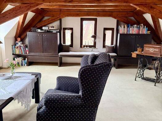 Haus zur Miete 1.450 € 5 Zimmer 165 m² frei ab 01.07.2026 Schlosshof 3 Pyrbaum 90602