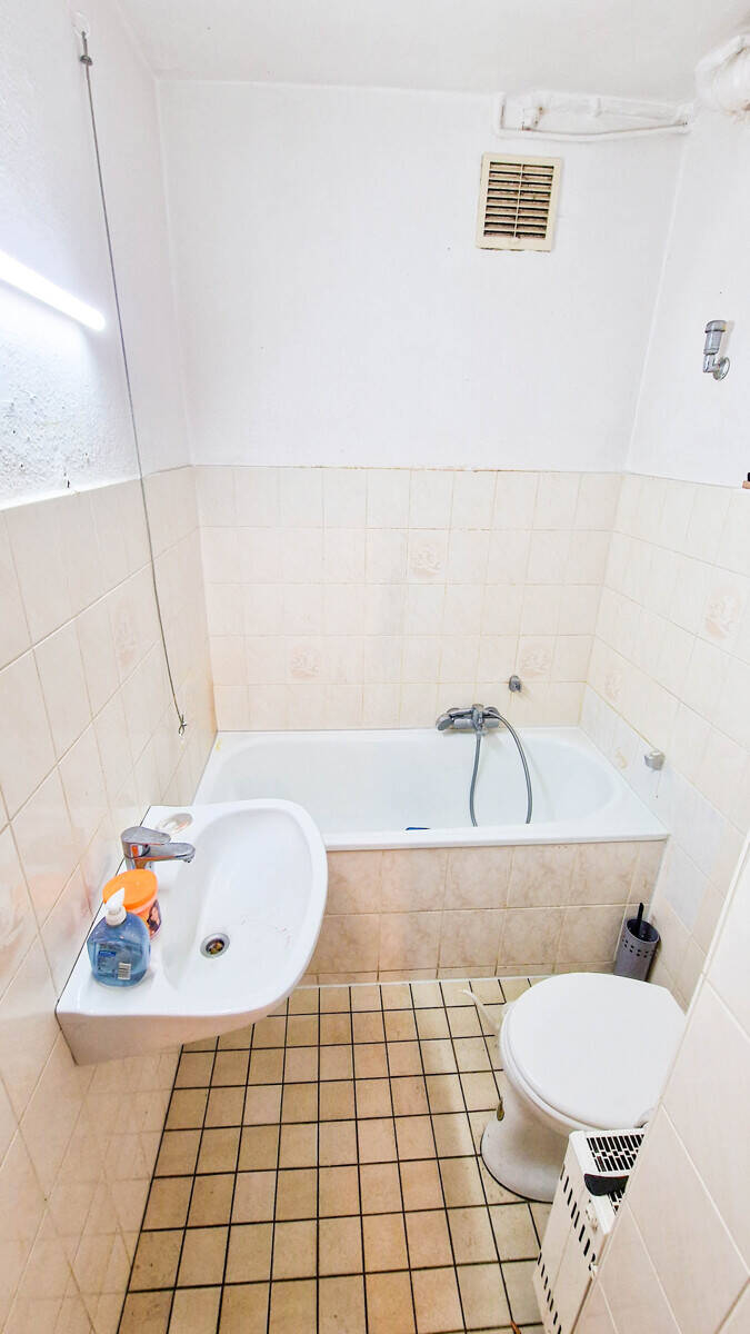 Property thumbnail 17