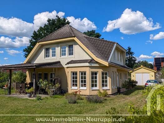 Einfamilienhaus zum Kauf 599.000 € 6 Zimmer 214,9 m² 1.796 m² Grundstück Neuruppin Neuruppin 16816