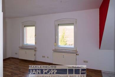 Wohnung zur Miete 350 € 4 Zimmer 80 m² Dachgeschoss, 3. Geschoss Plauensche Straße 47 Greiz Greiz 07973
