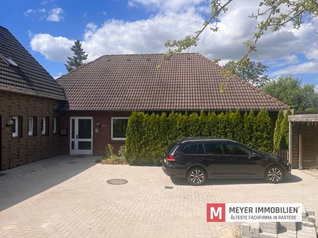 Haus zur Miete 1.200 € 4 Zimmer 110 m²<br/>Wohnfläche 510 m²<br/>Grundstück ab sofort<br/>Verfügbarkeit Loy Rastede 26180