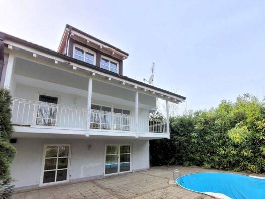 Einfamilienhaus zum Kauf 675.000 € 8 Zimmer 272 m² 738 m² Grundstück Schopfheim 79650