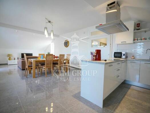 Wohnung zur Miete 1.200 € 4 Zimmer 1. Geschoss Zadar 23000