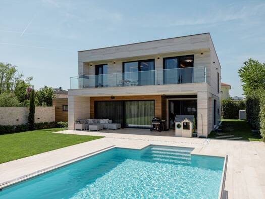 Villa zum Kauf 3.490.000 € 5 Zimmer 255 m² 738 m² Grundstück Strasshof an der Nordbahn 2231