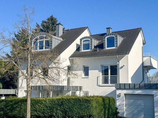 Maisonette zum Kauf 850.000 € 6 Zimmer 223,3 m² Kelkheim Kelkheim (Taunus) 65779