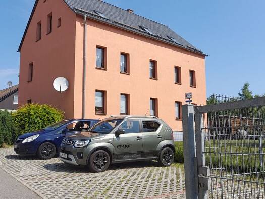 Mehrfamilienhaus zum Kauf 395.000 € 13 Zimmer 360 m² 760 m² Grundstück Ringstraße 37 Vielau Reinsdorf 08141