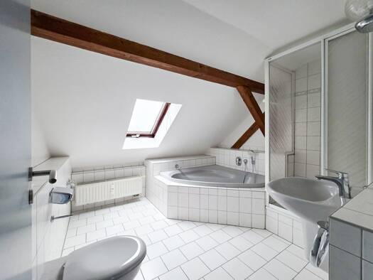 Wohnung zur Miete 430 € 3 Zimmer 71,9 m² 3. Geschoss Kurt-Keicher-Straße 75 Innenstadt Gera 07545