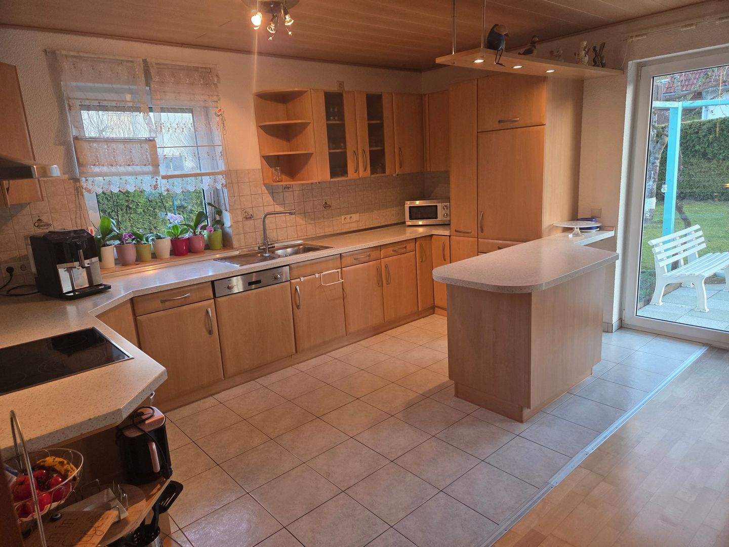 Immobilie in Wallerstein - EFH mit tollem Garten und Doppelgarage in der Marktgemeinde Wallerstein - Bild 4