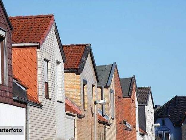 Reihenmittelhaus zum Kauf 69.000 € 110 m² 112 m² Grundstück Bad Frankenhausen 06567