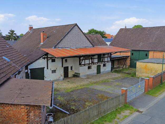 Haus zum Kauf 255.000 € 8 Zimmer 256 m² 1.630 m² Grundstück Bortfeld Wendeburg 38176