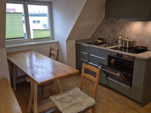 Wohnung zur Miete 730 € 2 Zimmer 67 m² Dachgeschoss, 3. Geschoss frei ab 01.10.2025 Domplatz Altstadt Erfurt 99084