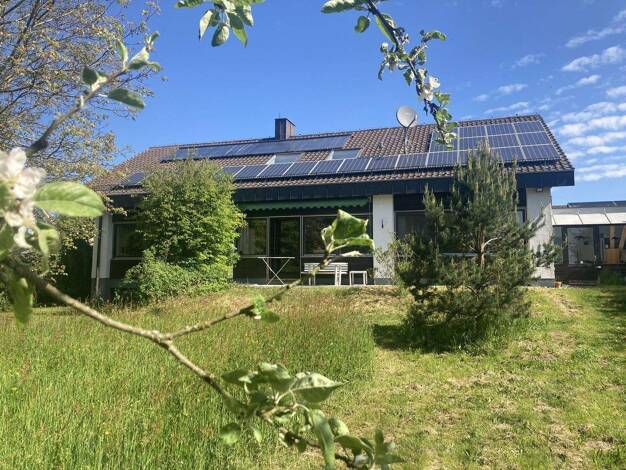 Einfamilienhaus zum Kauf provisionsfrei 890.000 € 7 Zimmer 213 m² 1.193 m² Grundstück Jägersteig 11 Steingriff Schrobenhausen 86529