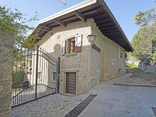 Einfamilienhaus zum Kauf 740.000 € 4 Zimmer 160 m² frei ab sofort Via Ponte Lefà, 1 Gargnano 25084