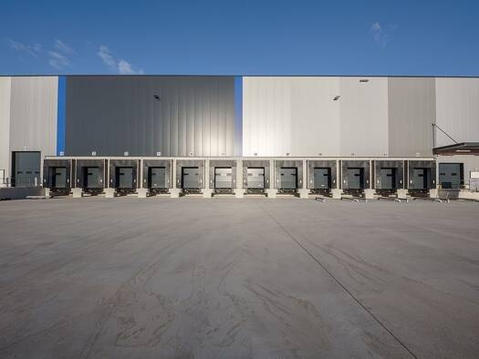 Lagerhalle zur Miete provisionsfrei 13.000 m² Lagerfläche teilbar ab 5.000 m² West Ludwigsburg 71636