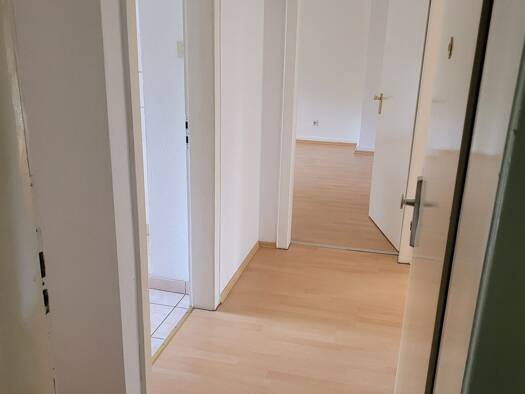 Wohnung zur Miete 470 € 2 Zimmer 55 m² Geschoss 2/4 frei ab 01.10.2026 Rüttenscheid Stadtbezirk II 45131