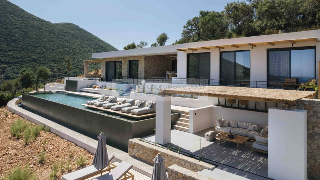 Villa zum Kauf 1.950.000 € 8 Zimmer 236,2 m² 4.191,9 m² Grundstück Lefkada 31100