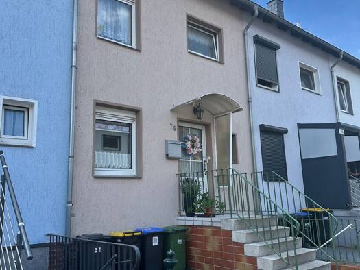 Reihenmittelhaus zum Kauf 185.000 € 5 Zimmer 105 m² 140 m² Grundstück Stadthagen 31655