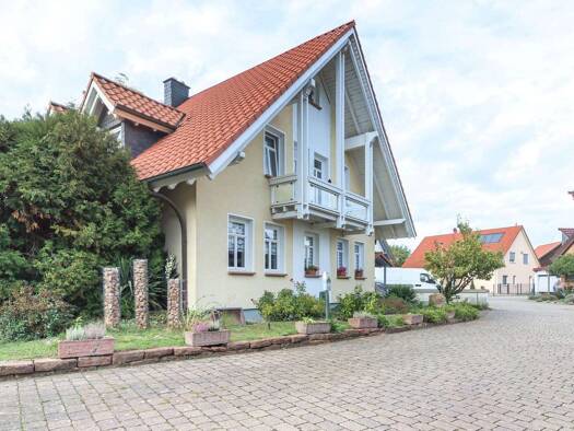 Einfamilienhaus zum Kauf 639.000 € 4,5 Zimmer 158,3 m² 645 m² Grundstück Hördt 76771