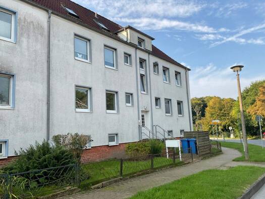 Wohnung zur Miete 399 € 2 Zimmer 48 m² 1. Geschoss Rugardstraße 40 Bergen Bergen auf Rügen 18528
