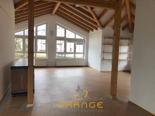 Wohnung zur Miete 790 € 2,5 Zimmer 99,3 m² Saal Saal an der Donau 93342