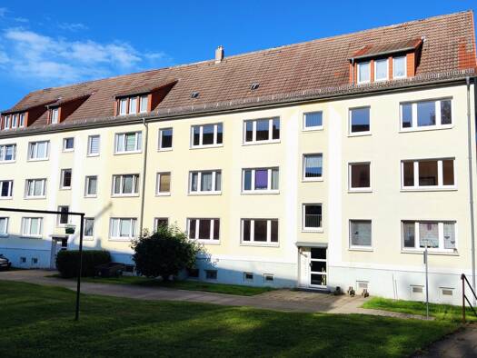 Wohnung zur Miete 160 € 1 Zimmer 28,3 m² Geschoss 3/3 frei ab sofort Pereser Straße 5 A Großpriesligk Groitzsch 04539