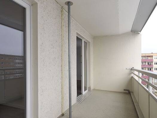 Wohnung zur Miete 499 € 2 Zimmer 62,5 m² 5. Geschoss frei ab sofort Weißenfelser Straße 45 Silberhöhe Halle (Saale) 06132