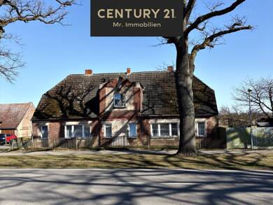 Mehrfamilienhaus zum Kauf 130.000 € 6 Zimmer 120 m² 2.930 m² Grundstück frei ab sofort Eggesin Eggesin 17367
