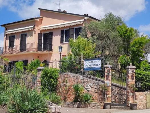 Einfamilienhaus zum Kauf 6 Zimmer 192 m² 1.523 m² Grundstück Bardolino 37011