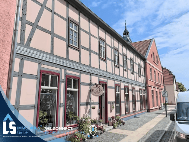 Gewerbeobjekt zum Kauf als Kapitalanlage geeignet 200.000 € 449,2 m² 414 m² Grundstück Osterburg Osterburg (Altmark) 39606