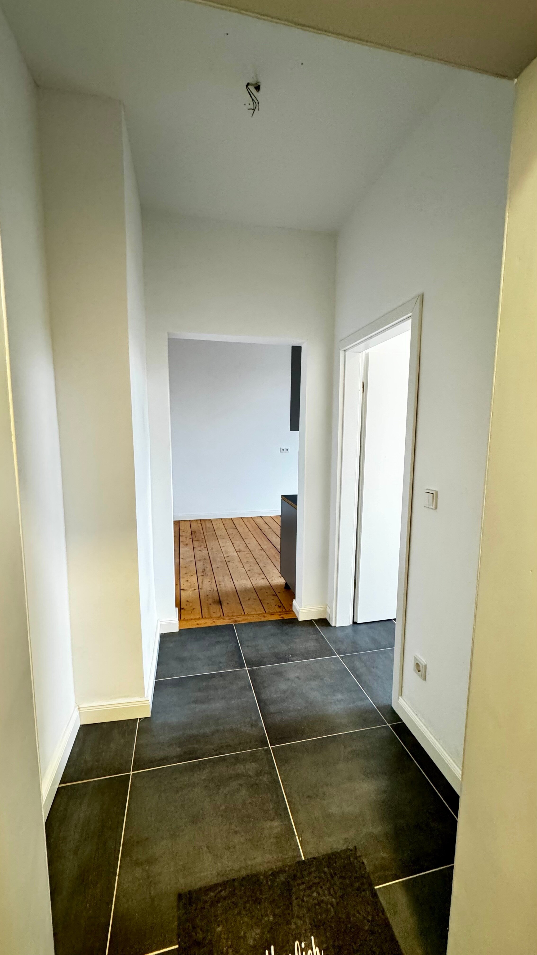 Wohnung zum Kauf 90.000 € 2 Zimmer 58 m²<br/>Wohnfläche Schönebeck Schönebeck 39218