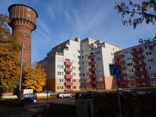 Wohnung zur Miete 524 € 2 Zimmer 56,9 m² 7. Geschoss frei ab 01.10.2026 Flamweg 65 Elmshorn 25335
