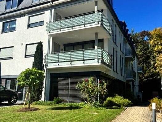 Wohnung zur Miete 2.050 € 2,5 Zimmer 123 m² 4 Geschosse frei ab sofort Süd Stuttgart 70178