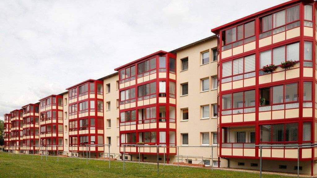 Wohnung zur Miete 377 € 2 Zimmer 50,3 m² 2. Geschoss Häuerstr. 42 Braunsbedra 06242